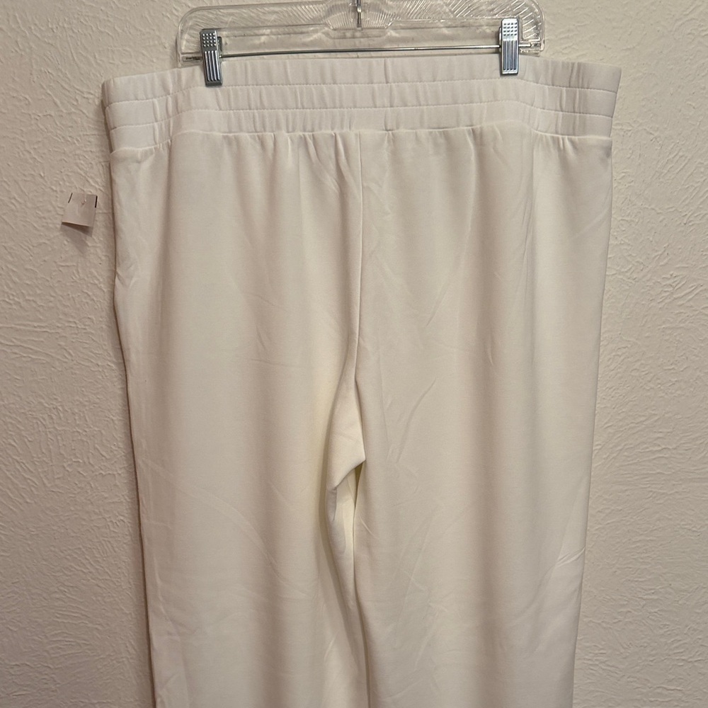 πββοΈπββοΈπββοΈBOGOHOπββοΈπββοΈπββοΈCream Wide-Leg Lounge Pants with Gold Side Stripe - Picture 9 of 12